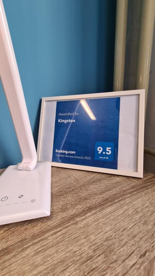 Kingston Lägenhet Pirot Exteriör bild