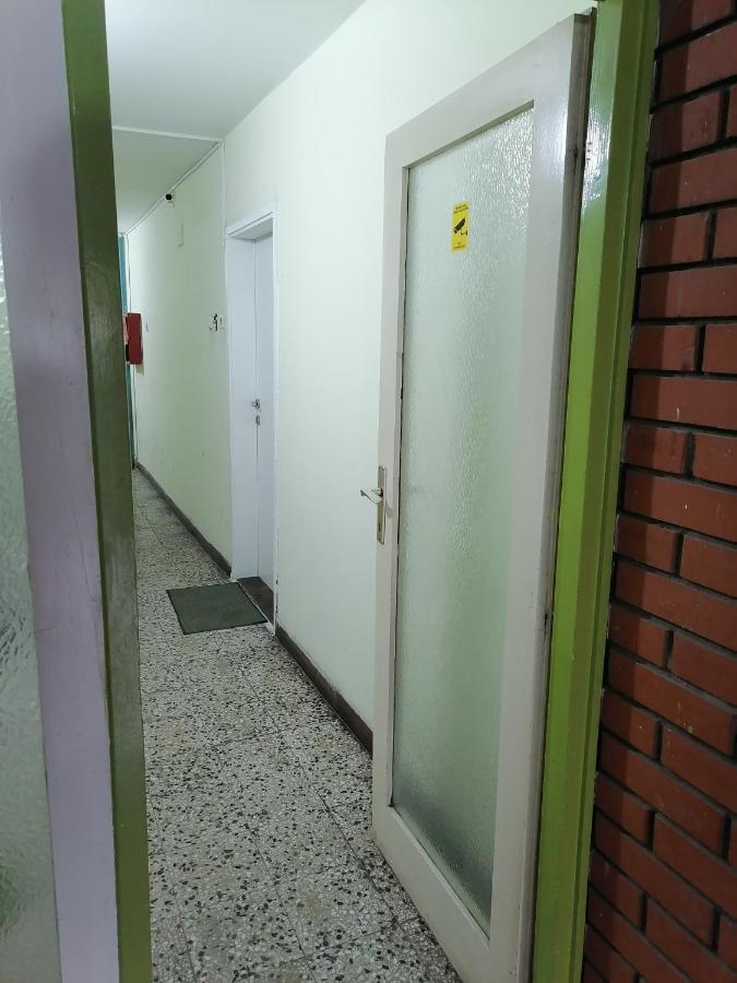 Kingston Lägenhet Pirot Exteriör bild